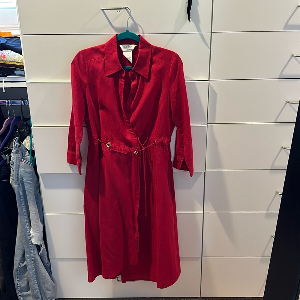 MaxMara , red linen dress , size 6 .
